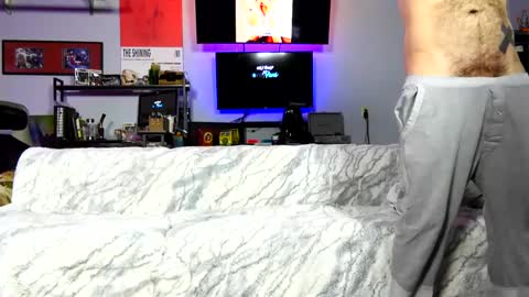 Snapshot of ccgreysweatpants chatting on December 15, 6:18 am WHAT CAN YOU GET US TO DO online show from December 15, 6:18 am