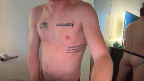 Snapshot of cchadnextdoor25 chatting on November 4, 8:41 pm Chad online show from November 4, 8:41 pm