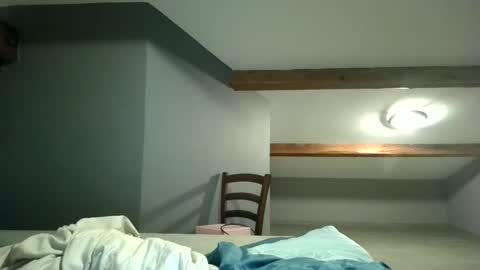 Snapshot of cclovefrench chatting on December 2, 9:54 pm cclovefrench online show from December 2, 9:54 pm