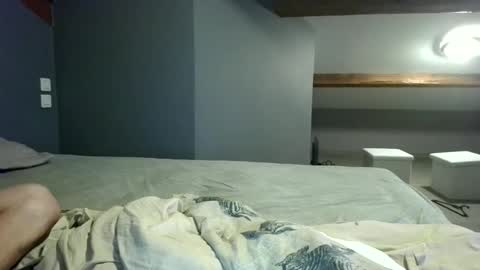 Snapshot of cclovefrench chatting on May 9, 10:48 pm cclovefrench online show from May 9, 10:48 pm