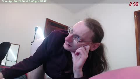 Adalyn online show from April 26, 8:45 am