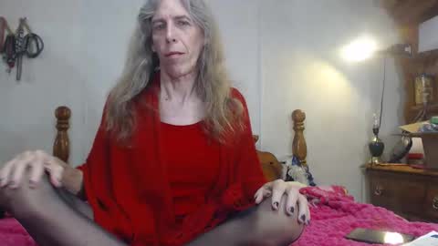 Snapshot of cdsextoy1 chatting on October 15, 10:26 am Jackie online show from October 15, 10:26 am