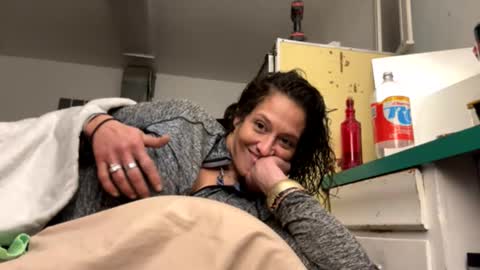 Snapshot of cece_vibez chatting on November 28, 8:22 pm cece_vibez online show from November 28, 8:22 pm