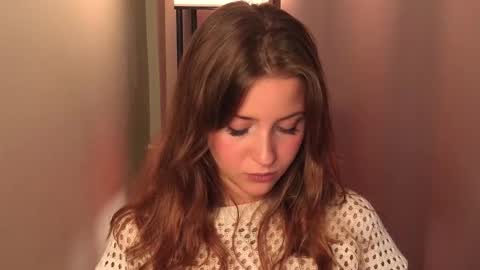 Lina  online show from December 2, 7:31 pm