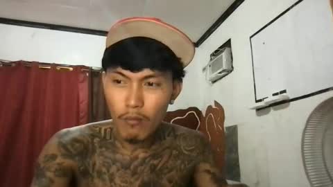 Snapshot of ceesteve_hot chatting on April 16, 6:47 am ceesteve_hot online show from April 16, 6:47 am