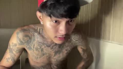 Snapshot of ceesteve_hot chatting on April 16, 9:39 pm ceesteve_hot online show from April 16, 9:39 pm