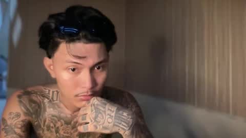 Snapshot of ceesteve_hot chatting on May 16, 7:05 am ceesteve_hot online show from May 16, 7:05 am