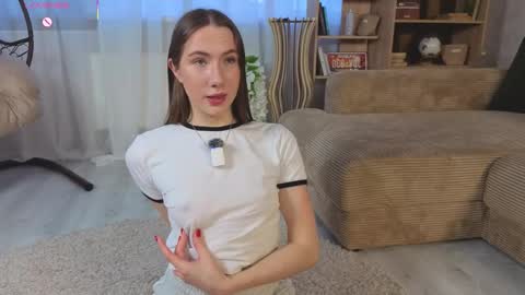 Snapshot of cel1ne_secret chatting on December 5, 6:44 am Josie Manesi online show from December 5, 6:44 am