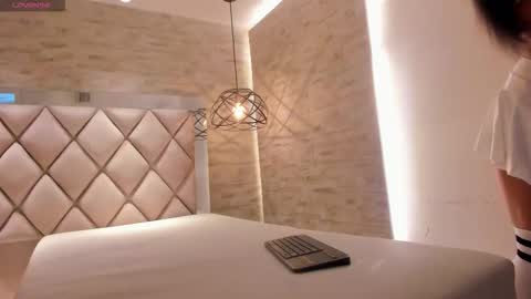  CELENE  online show from November 14, 7:23 pm