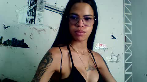 Snapshot of celesmejias chatting on November 4, 11:59 pm celesmejias online show from November 4, 11:59 pm