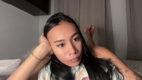 Snapshot of celest_petite chatting on February 8, 10:40 am Celestiana online show from February 8, 10:40 am