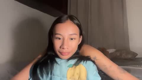 Snapshot of celest_petite chatting on February 18, 1:51 pm Celestiana online show from February 18, 1:51 pm
