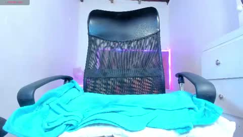 Snapshot of celeste__sweetx chatting on July 23, 1:19 am Celeste Sweet online show from July 23, 1:19 am