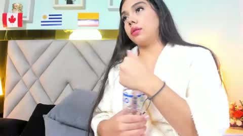Snapshot of celeste_bunny18 chatting on July 18, 7:28 pm Celeste online show from July 18, 7:28 pm
