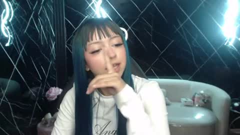 Snapshot of celeste_fioree chatting on June 30, 1:45 pm celeste_fioree online show from June 30, 1:45 pm