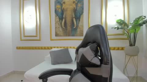 C E L E S T E online show from April 28, 2:10 am