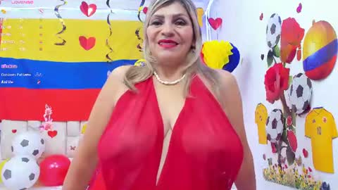 Snapshot of celeste_lincon chatting on June 16, 12:35 am Celeste Lincon online show from June 16, 12:35 am
