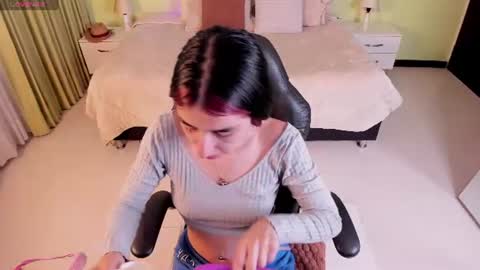 Snapshot of celeste_rous__ chatting on June 18, 12:09 pm Celeste online show from June 18, 12:09 pm