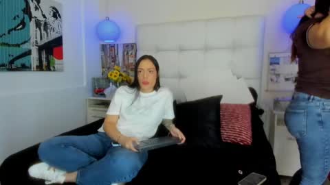 celeste_starsss online show from April 26, 4:43 am