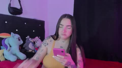 Celeste Y Pipe online show from December 16, 3:33 am