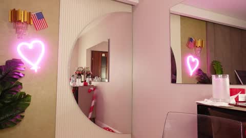 CelesteBailey online show from February 20, 4:09 am