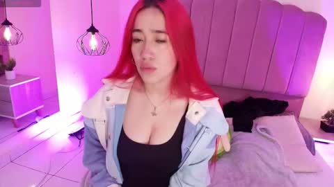 Snapshot of celestee15_ chatting on November 18, 11:25 am Celeste online show from November 18, 11:25 am