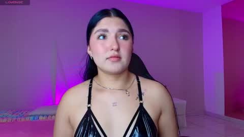 Snapshot of celesteeeuph chatting on December 16, 9:09 pm celesteeeuph online show from December 16, 9:09 pm