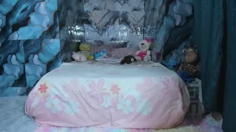 celesteyorucso1 online show from November 2, 2:58 am