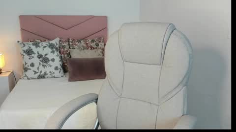 Snapshot of celestica_rose chatting on December 29, 9:17 am Celestica online show from December 29, 9:17 am