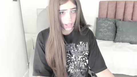 Snapshot of celestica_rose chatting on January 13, 9:31 pm Celestica online show from January 13, 9:31 pm