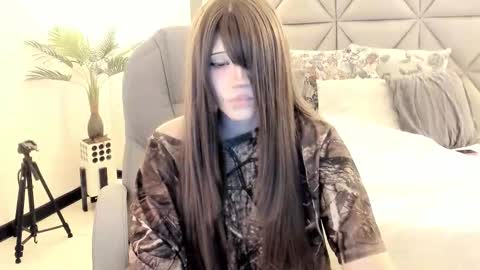 Snapshot of celestica_rose chatting on February 10, 11:42 pm Celestica online show from February 10, 11:42 pm