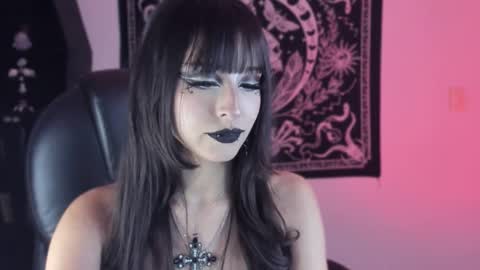   online show from February 19, 1:01 am