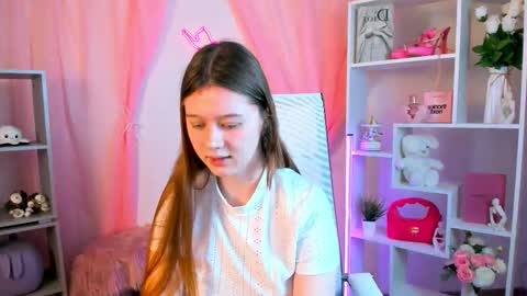 your cute kitty online show from March 14, 6:57 pm