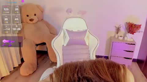 Snapshot of celestte_ruizz chatting on July 8, 8:35 pm 700 110 p online show from July 8, 8:35 pm