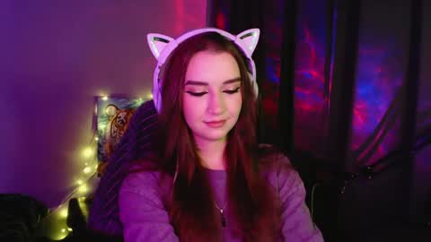 Snapshot of celia_sensual_ chatting on May 8, 7:52 pm celia_sensual_ online show from May 8, 7:52 pm