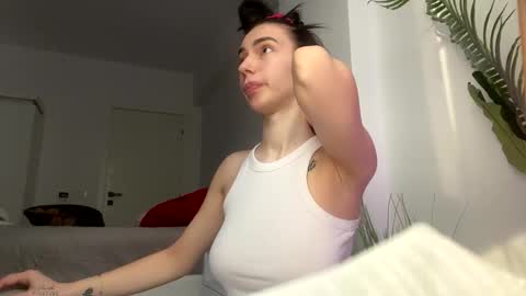 Celine Roxelle online show from January 13, 12:54 pm