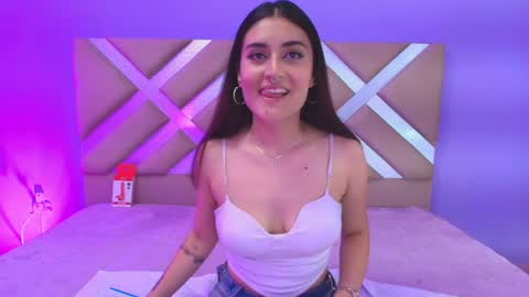       online show from April 24, 8:33 pm