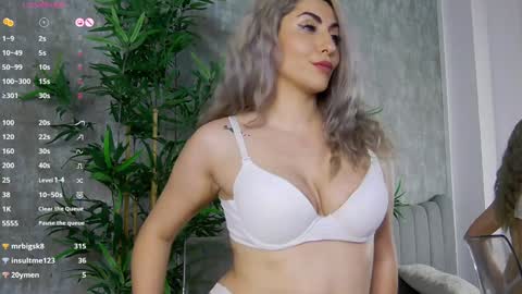 Snapshot of celinemeyerr chatting on February 5, 1:22 pm CelineMeyer online show from February 5, 1:22 pm