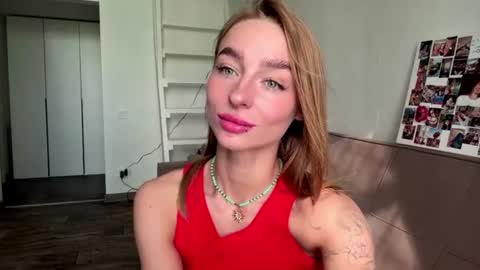 Snapshot of celineruppert chatting on June 24, 2:10 am Amilia online show from June 24, 2:10 am