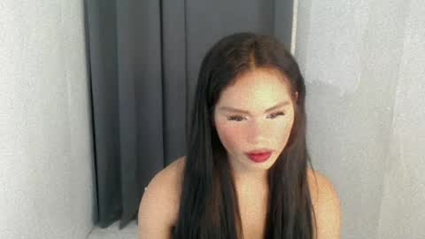 Snapshot of cellin_fuckdoll chatting on June 13, 5:27 am cellin online show from June 13, 5:27 am