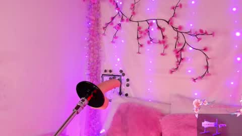 Hello guys my name is Sofi and Lizzie and  Vanessa online show from October 30, 12:01 am