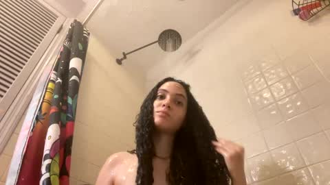 Snapshot of ceoglo chatting on February 9, 1:33 am ceoglo online show from February 9, 1:33 am