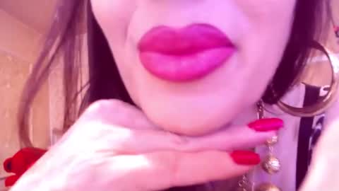 Cerise online show from March 20, 1:43 am