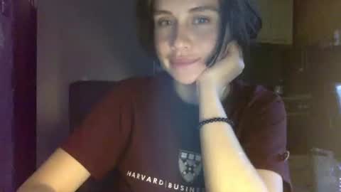 Eva online show from May 3, 7:42 pm