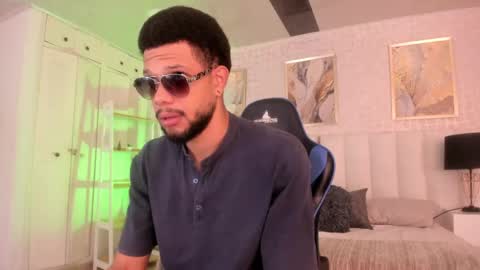 cero khalifa online show from April 22, 8:32 pm