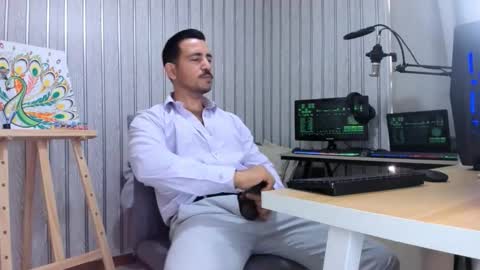 Cesar online show from February 14, 4:04 pm