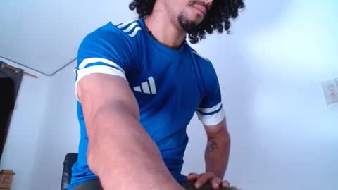 Snapshot of cesar_master_ chatting on October 3, 9:39 am cesar_master_ online show from October 3, 9:39 am