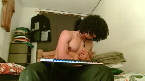 Snapshot of cesar_master_ chatting on January 11, 2:49 am cesar_master_ online show from January 11, 2:49 am