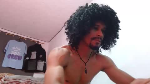 Snapshot of cesar_master_ chatting on March 23, 4:44 pm cesar_master_ online show from March 23, 4:44 pm