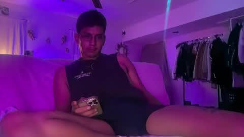 Snapshot of ch3micalhyp3boy chatting on September 21, 6:04 am Kpapi online show from September 21, 6:04 am